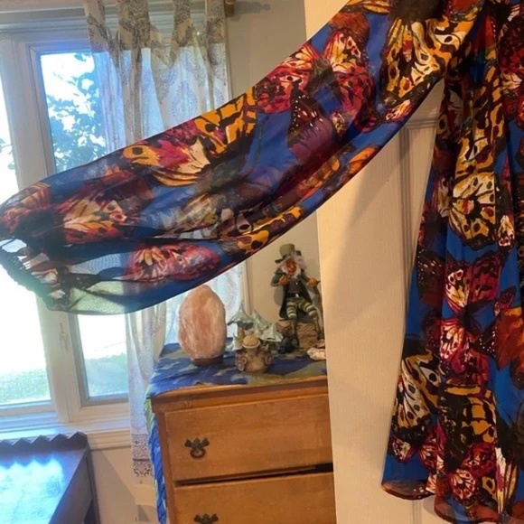 Show me your Mumu Butterfly Top Large - Picture 5 of 7